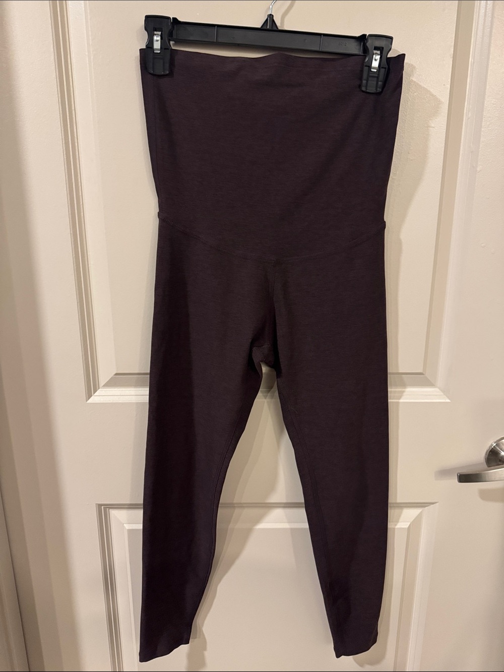 Beyond Yoga Maternity High-Waist Women's Leggings in brown